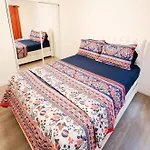 Cozy 2-Bedroom With 1-Bathroom Ideal For Small Group In Koretown