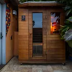 Artsy Venice Beach Canals Studio W/Rooftop & Sauna