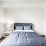 New 2Br Weho Luxury Apartment D