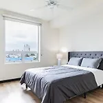 New 2Br Weho Luxury Apartment D
