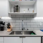 Stylish 1Bd Retreat In Hollywood Pool & Free Parking