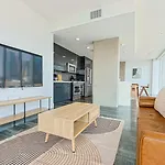 Elegant Urban Oasis 2Br 2Ba