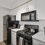 Le Reve , 5 Min To The Beach Luxury Condo