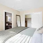 1 Bd Guest House In La Perfect For Long Term Stay