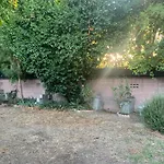 Art Studio At 8509 Fullbright Avenue, Winnetka, Ca, Usa 91306