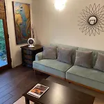 Guest House Near Universal Studios