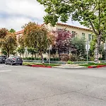 Blueground Bev Hills Nr Attractions Hospital Lax-1218