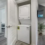 Beverly Hills 2Bd 2Ba With Free Parking