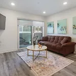 Beverly Hills 2Bd 2Ba With Free Parking