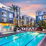 Luxury Retreat In Marina Del Rey