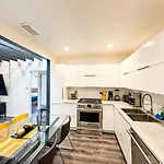 Gateway To Comfort- Modern 1Br Home - Mk2 - Wb
