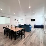 Cheerful 4Br Home With Parking In East Hollywood