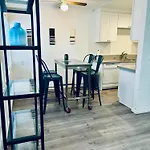 Modern, 1 Bed Condo, Downtown Century City