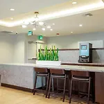 Woodland Hills Studio W Gym Pool Nr 101 Lax-830