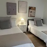 Cozy Apartment In Hollywood