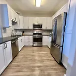 Spacious 2 Bedroom 2 Bathroom In Gated Community