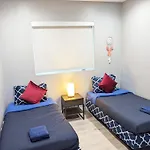 Lucky Charm 4 Bedroom Mid-City Apartment