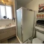 Stay In Beverly Hills -Room For 1 Female -Walk To Shopping And Restaurants