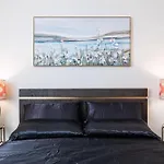 14 Santa Monica Gorgeous Apartment