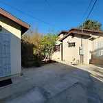 Beverlywood 2-Bedroom Suite - 5 Minutes To Rodeo Drive