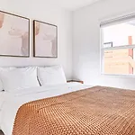 Renovated Home 5Br Amazing Location