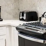 Fresh & New Downtown La Condo!