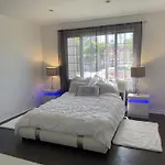 Beverly Hills 2Bd