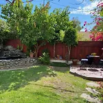 Beverly Hills 2Bd
