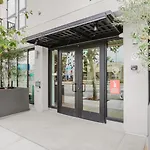 Blueground Pasadena Gym Elev Near Dining Lax-1230