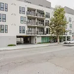 Blueground Pasadena Gym Elev Near Dining Lax-1230