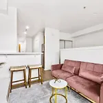 Amazing Studio In Sm Promenade! Free Parking!