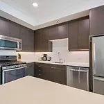 Hollywood Stylish 2Bd 2Ba Steps From Hollywood Walk Of Fame