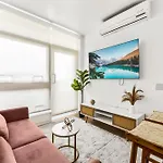 Amazing Studio In Sm Promenade! Free Parking!