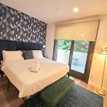 Cozy Apartment 2Br Sleeps 6