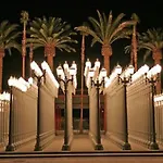Art Deco Style Home In La With Free Parking 10 Min To Cedars