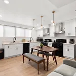 Perfect Location Near Usc, 1Bedroom With Shared Access