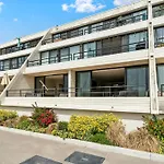 Aquamarine Escape - Spectacular Marina Views 2Br Rooftop Pool