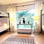 Stylish Ranch With Gorgeous Swimming Pool & Piano