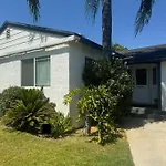 Los Angeles Serenity, A Reseda Family Home