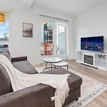 Stylish La Studio Prime Location In Wilshire Blvd