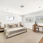 Cheerful 4Bedrooms 2.5Bath Villa Venice Beach Ca