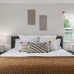 Goode Homes Luxury Family Home