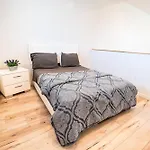Chic Modern Loft In Hollywood 1 Bedroom With Balcony & Free Secure Parking
