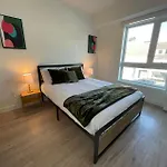 Modern Retreat In Koreatown - Perfect For Your La Stay!