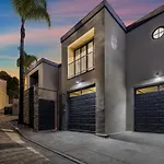 476 Modern Living With Pool - Sleeps 11