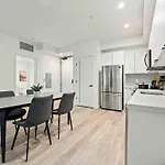 Stylish Downtown La Getaway - Prime Location On Wilshire Blvd!