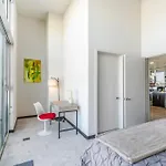 Penthouse 2Br With Jetliner Views In West Hollywood
