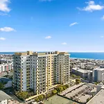 Amber Tide - Bright 1Br Marina Gem Ocean View
