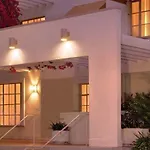 Ucla Guest House