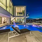 The Hollywood Observatory Villa A Masterpiece Of Modern Luxury And Elegance